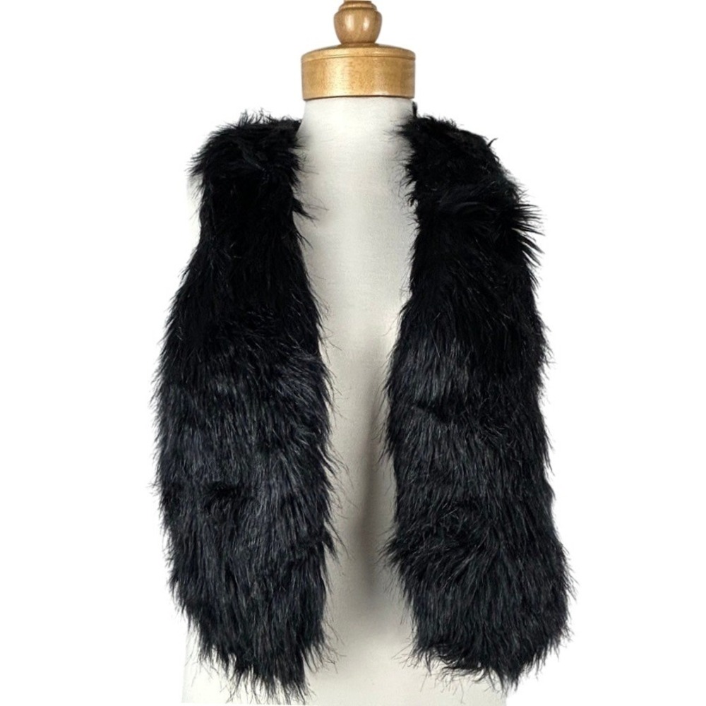 Black Faux Fur Vest Sleeveless Medium/Large Black Cat Large ML Fuzzy Outerwear